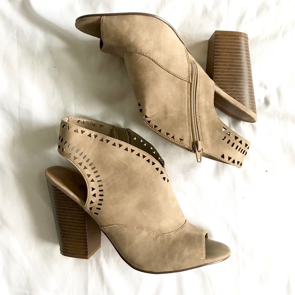 Peep Toe Heel